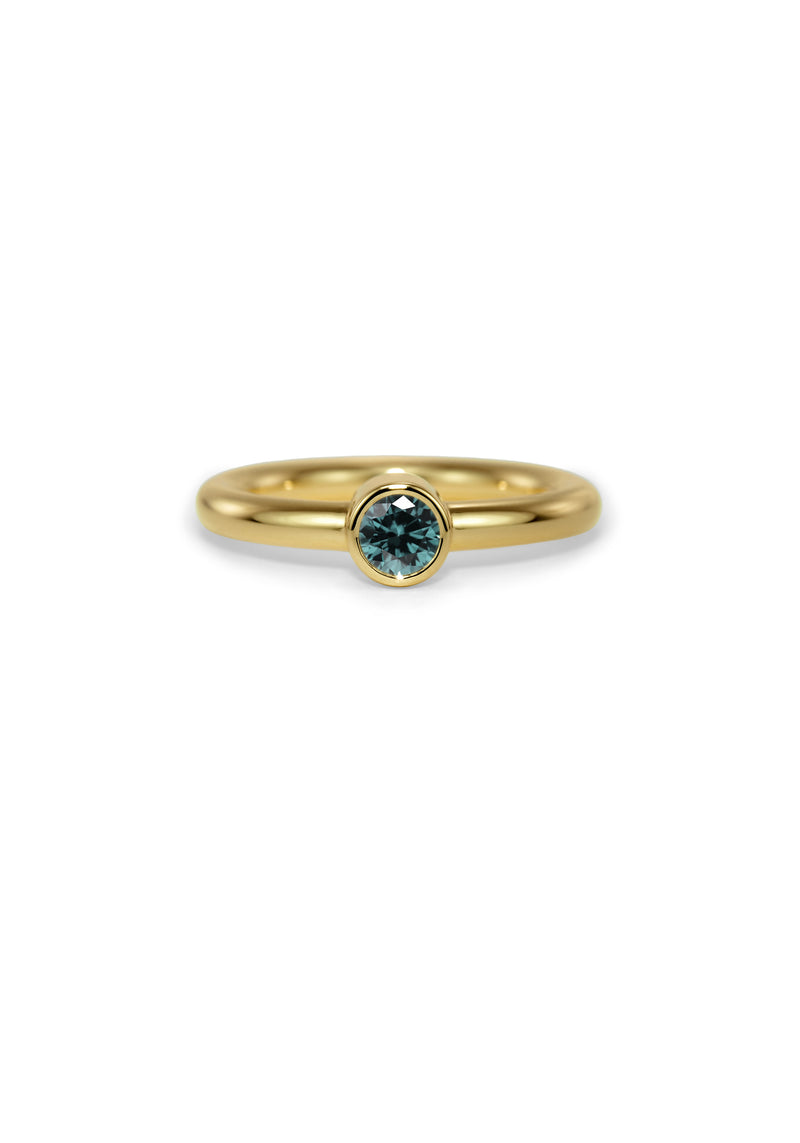 Slice solitaire Montana sapphire ring