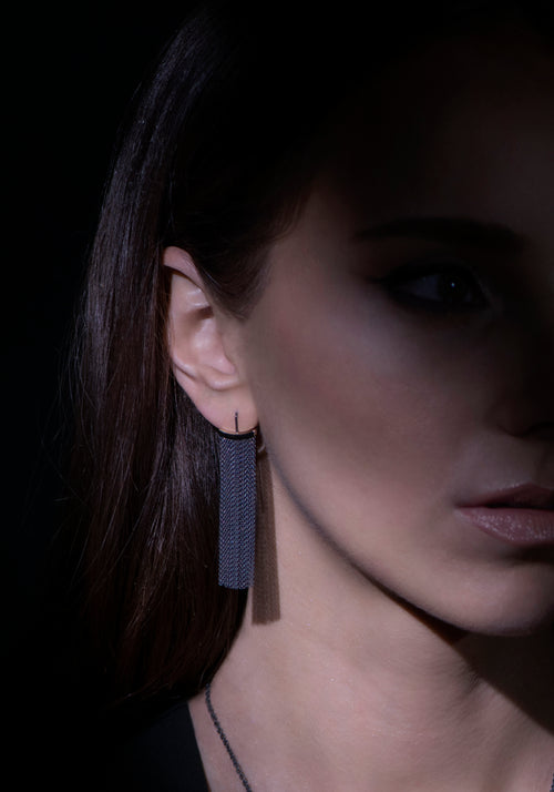 Fringe 2tone curved earrings