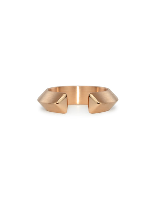 Slice gold triangle ring